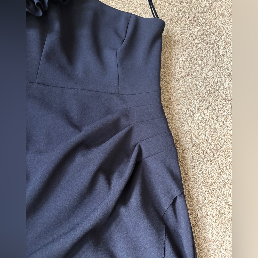 AQUA One Shoulder Ruffle Crepe Gown-Navy-Size 4 Mother of the Bride/Groom - Picture 9 of 12